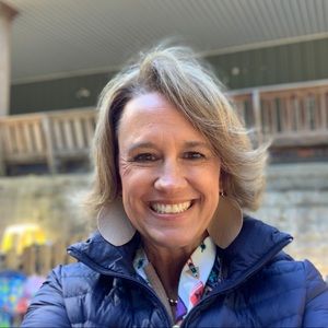 Meet your Posher, Amy